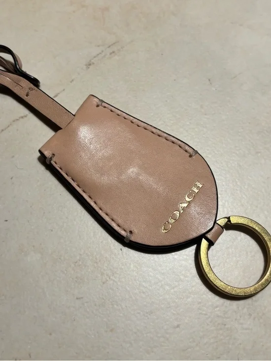Coach Nude Pink Leather Bag Charm/ Keychain/ Hangtag - Picture 2 of 3